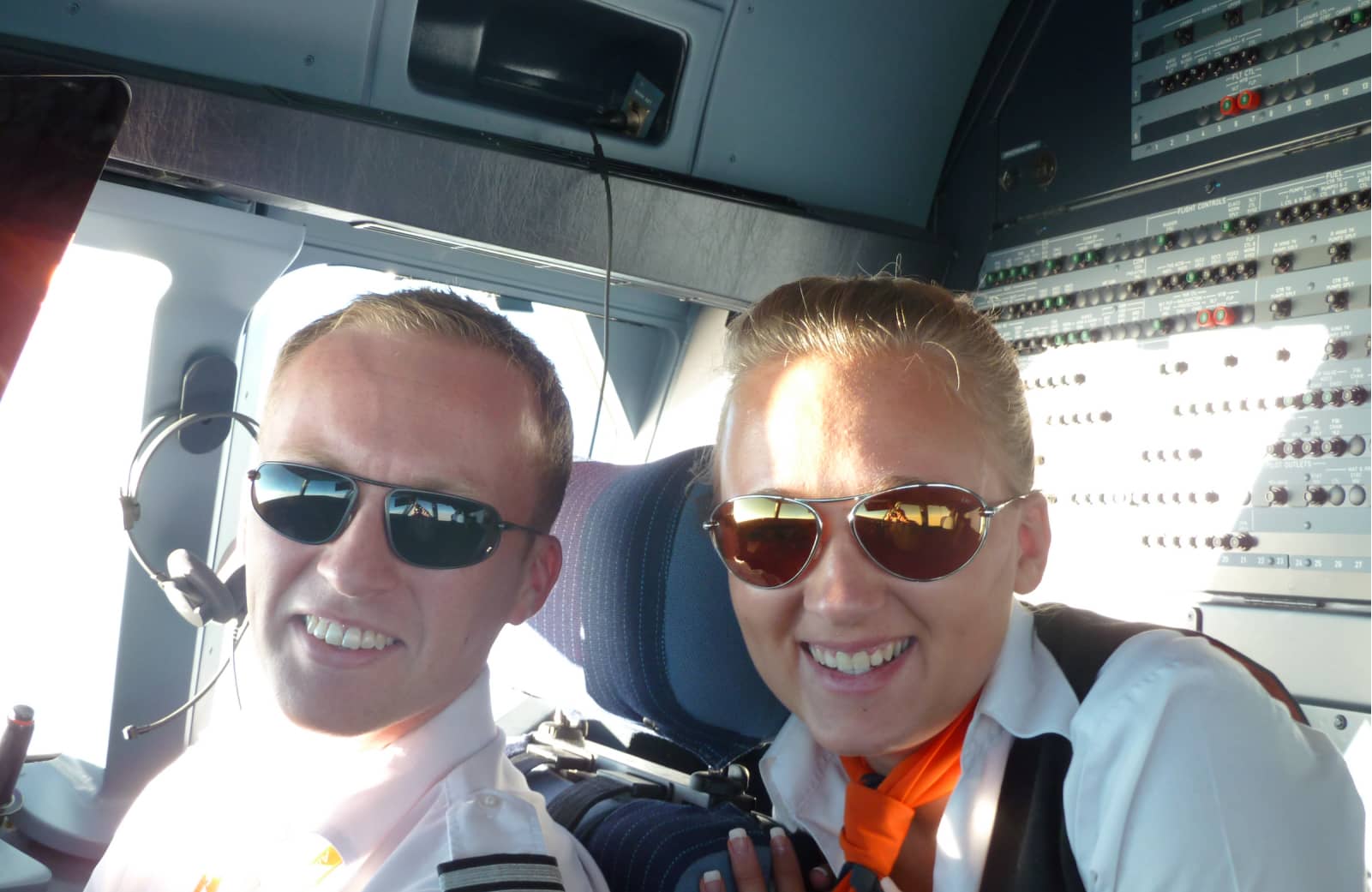 Bigatmo sunglasses in the cockpit
